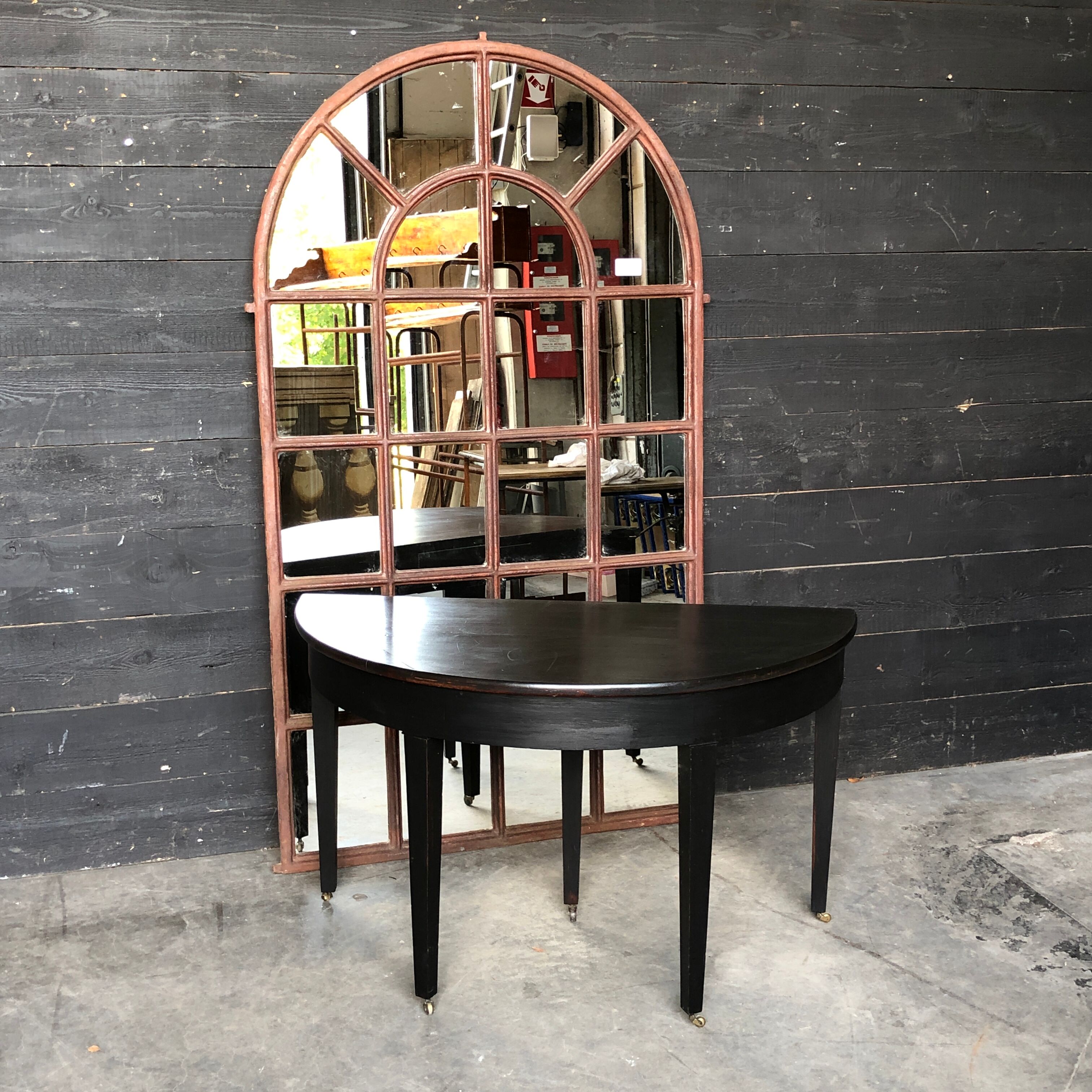 Console half moon shape