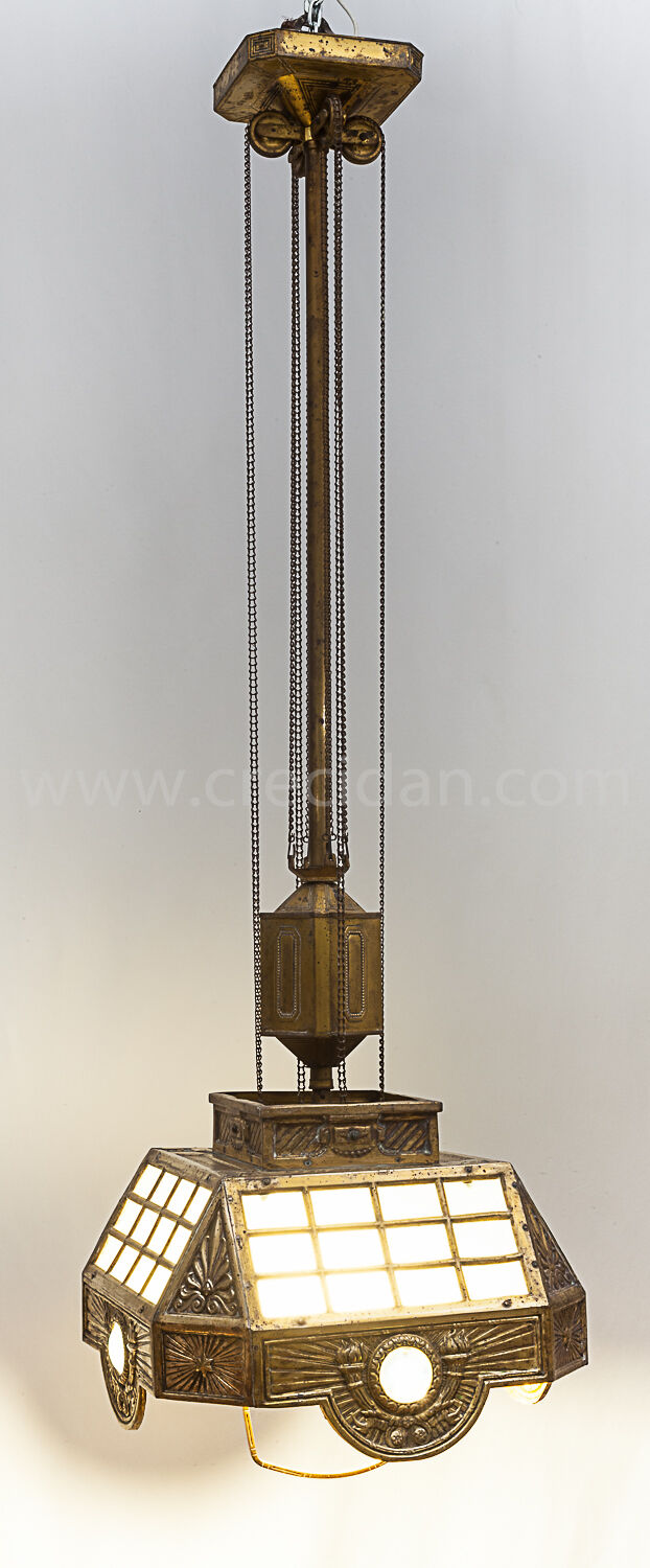 Trade chandelier