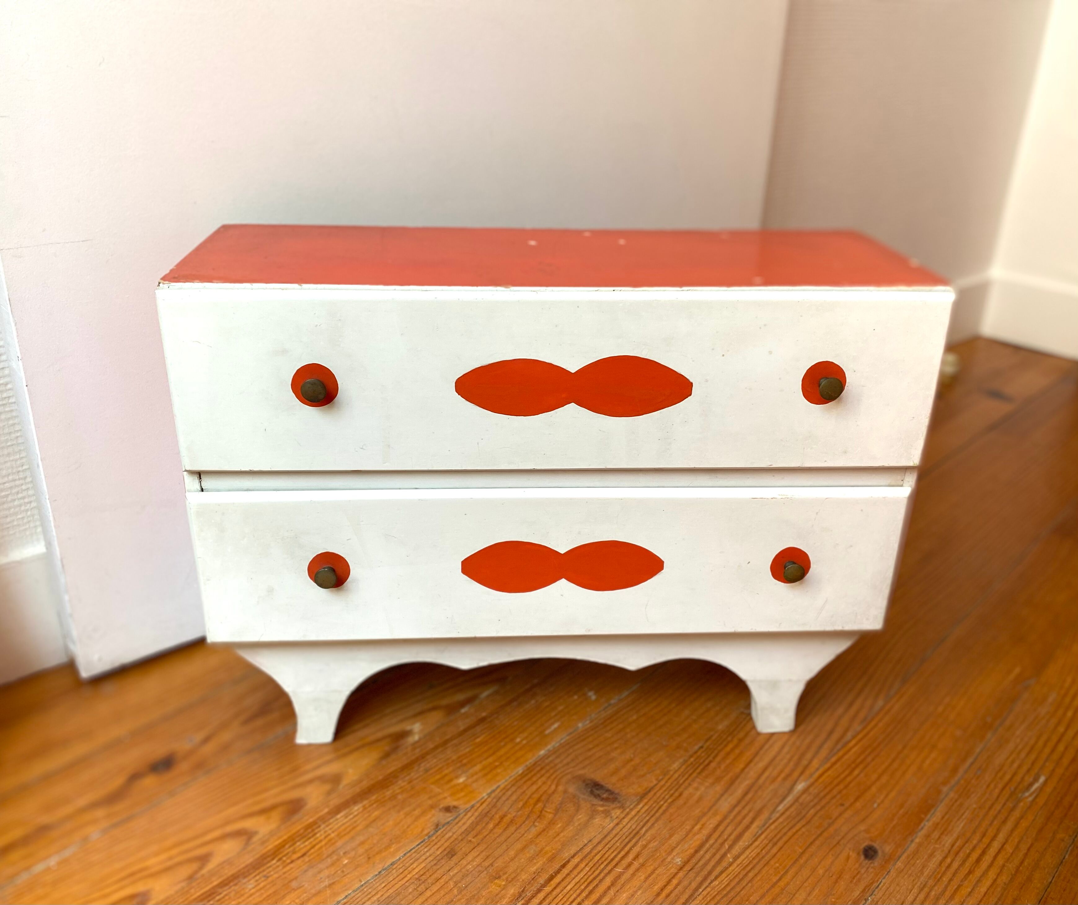 Vintage wood toy doll chest of drawers child