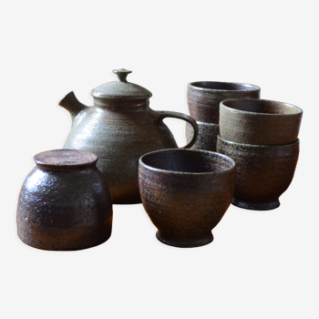 Stoneware tea set