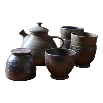 Stoneware tea set