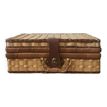 Wicker basket