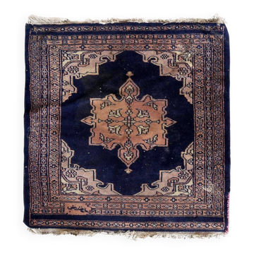 Handmade vintage Uzbek Bukhara rug 64cm x 65cm 1960s - 1C1176
