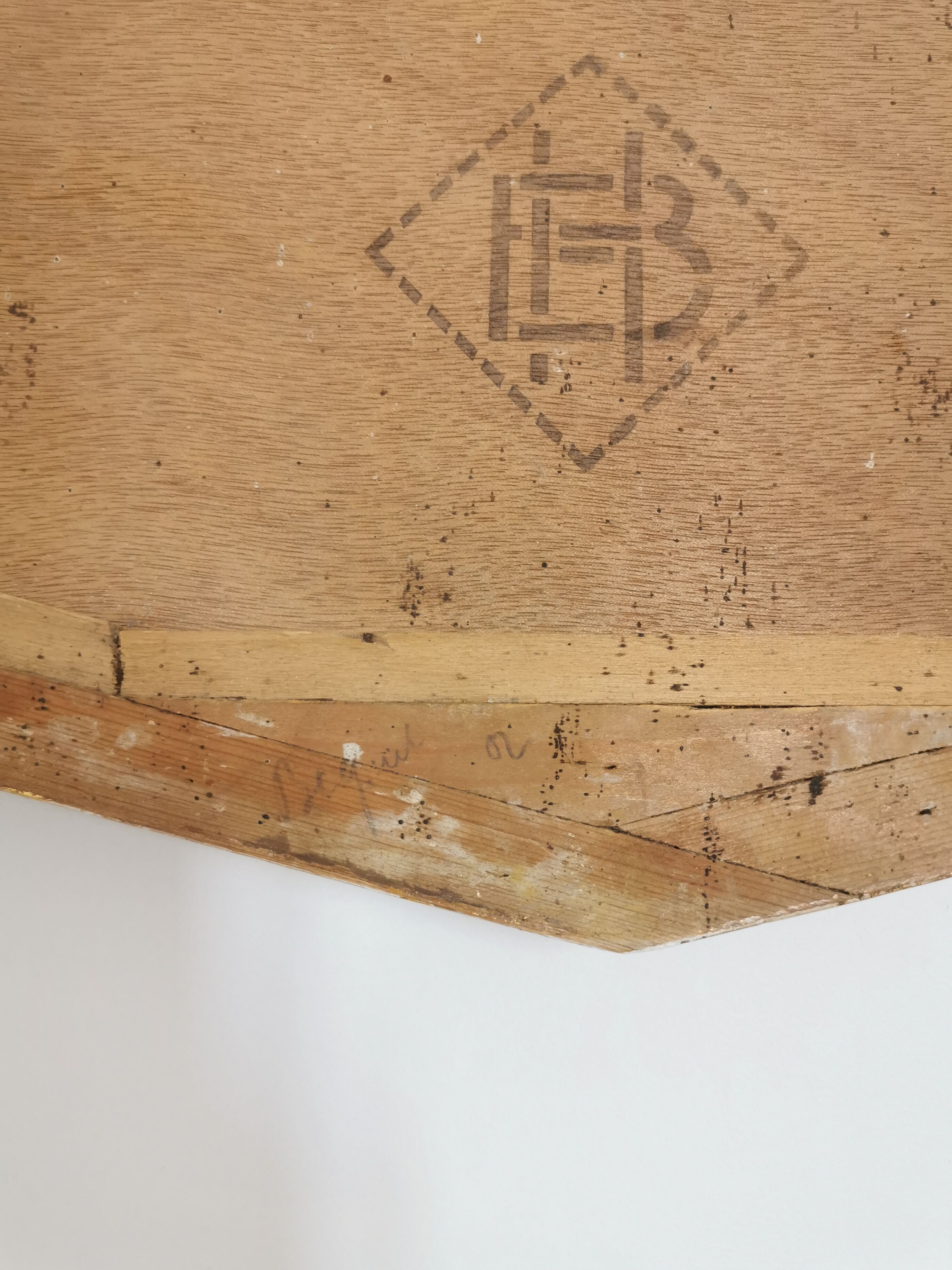 Golden Art Deco beveled mirror 65x38cm