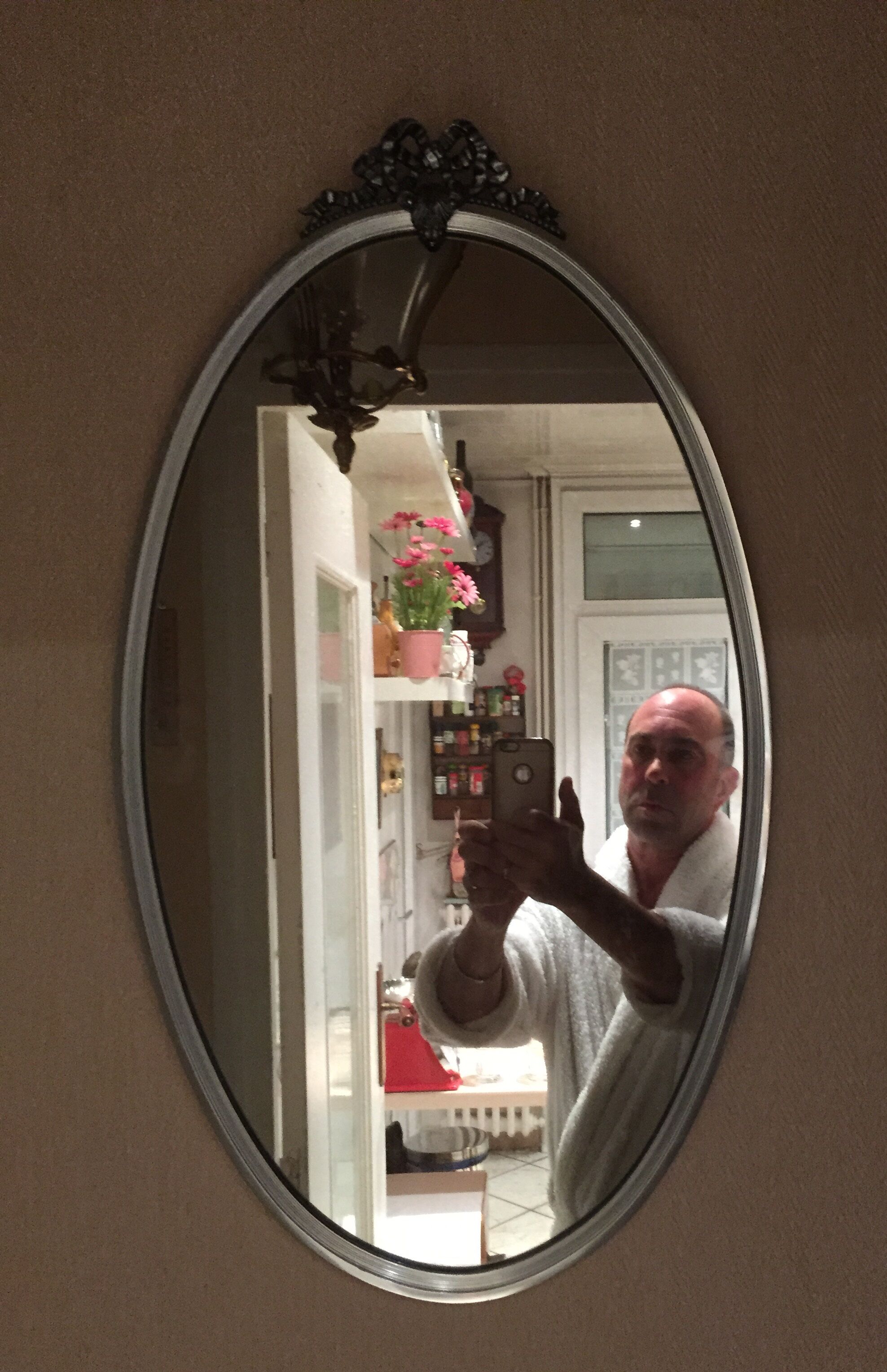 Oval mirror 37 x 66 cm