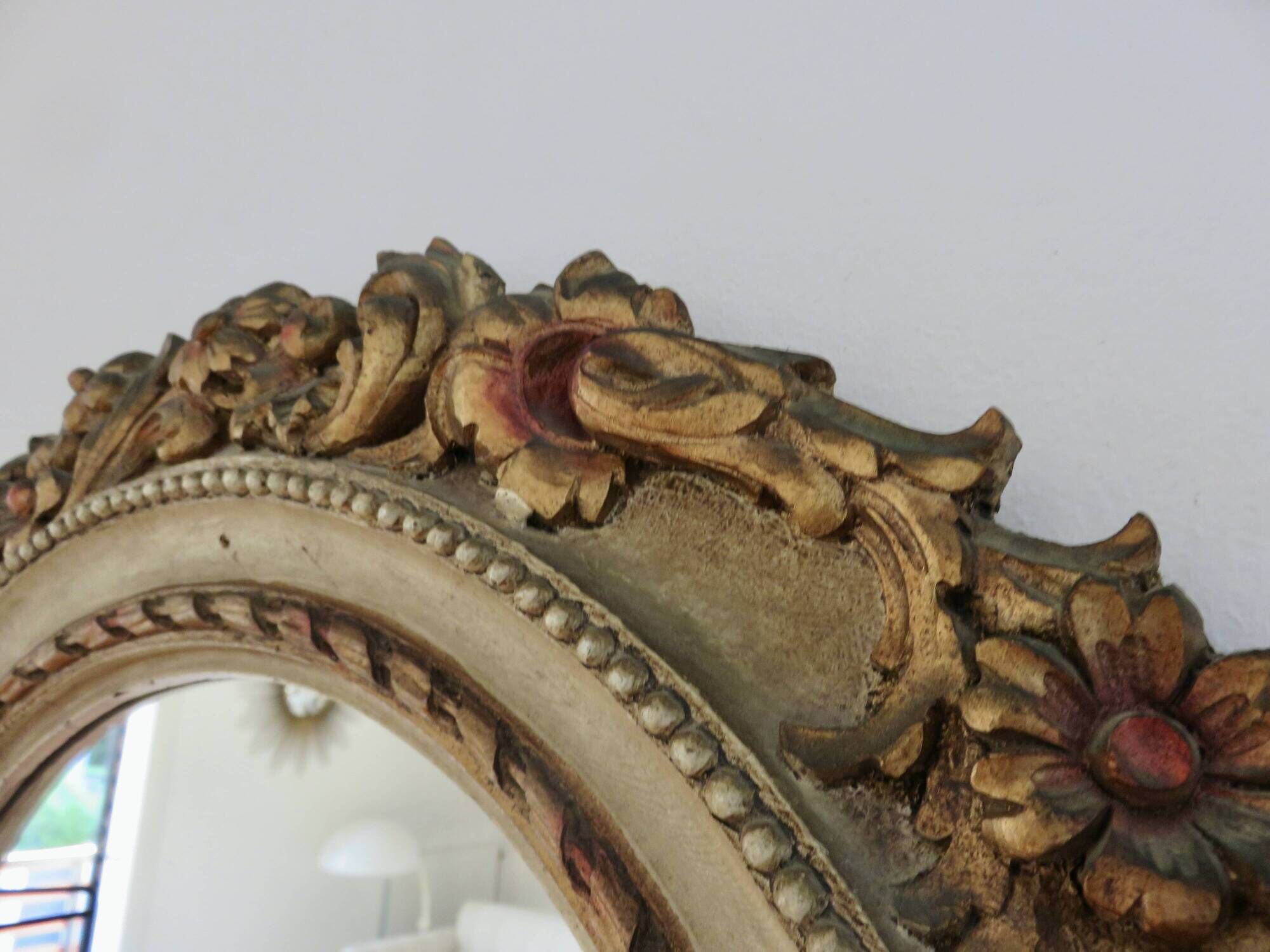 Large round wall mirror, baroque, floral pattern, rococo, 1970s