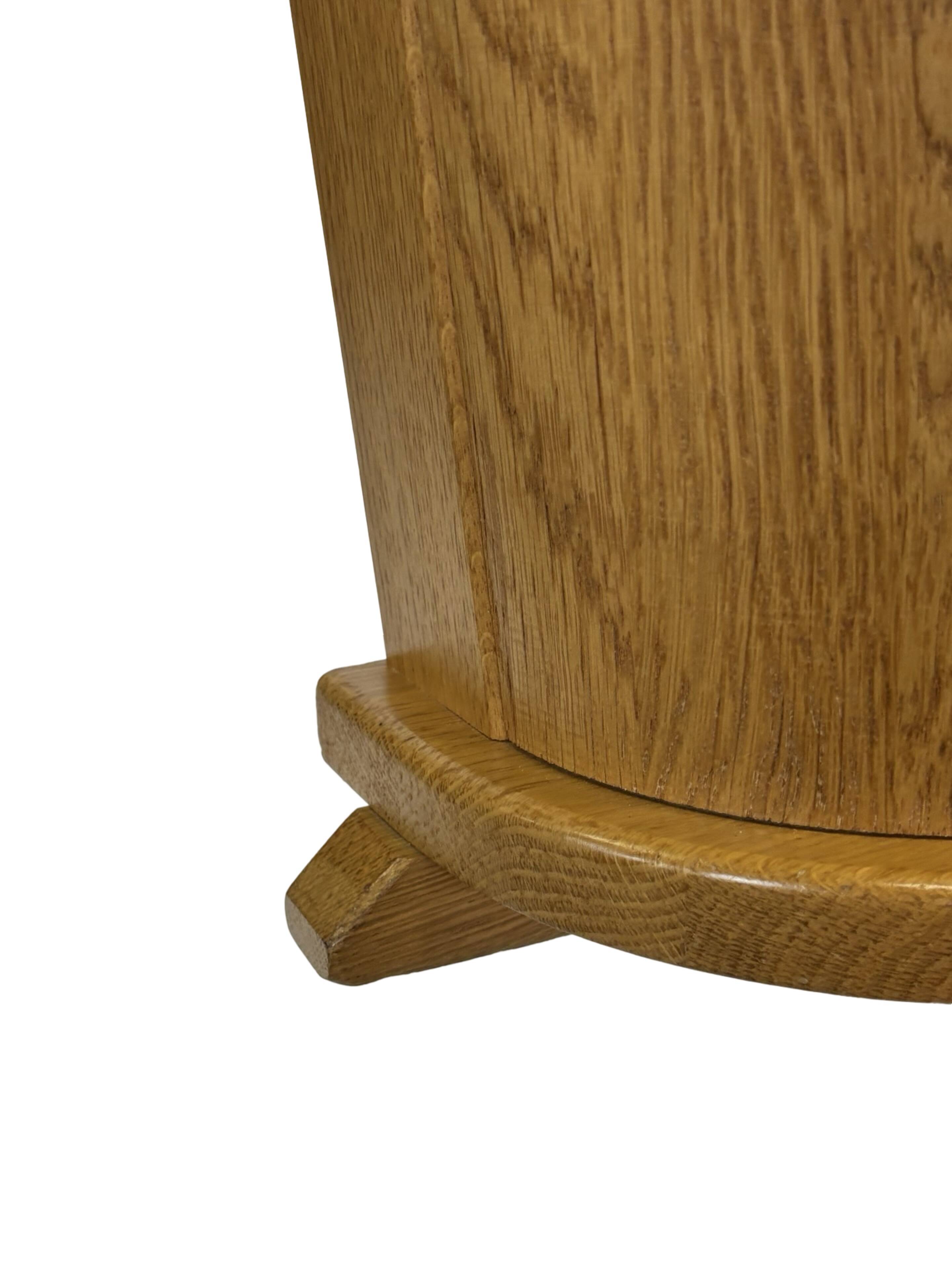 Porte-parapluie vintage en chêne, design de rangement minimaliste des années 60