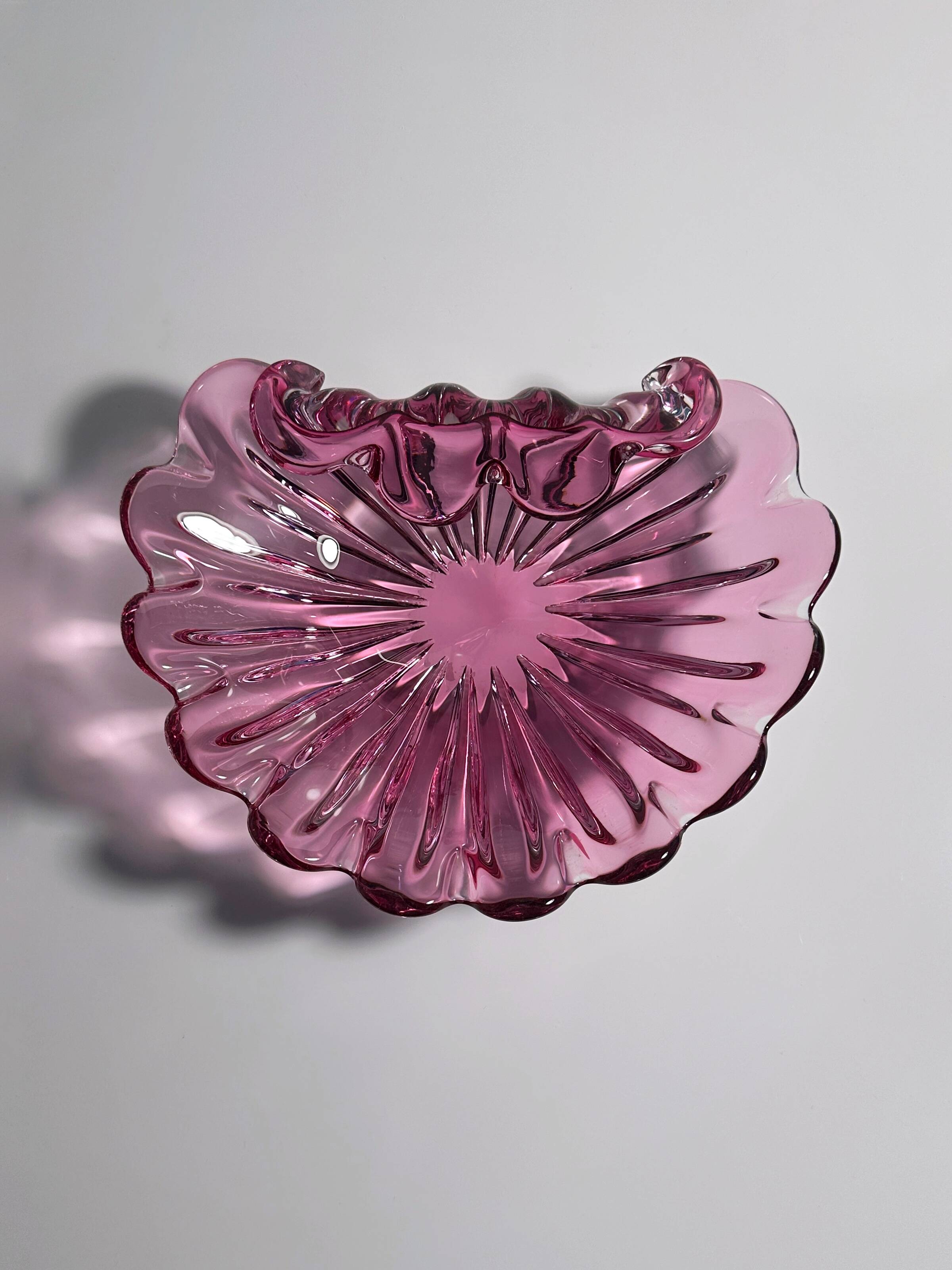 Bol en forme de coquille par Formia Vetri Murano