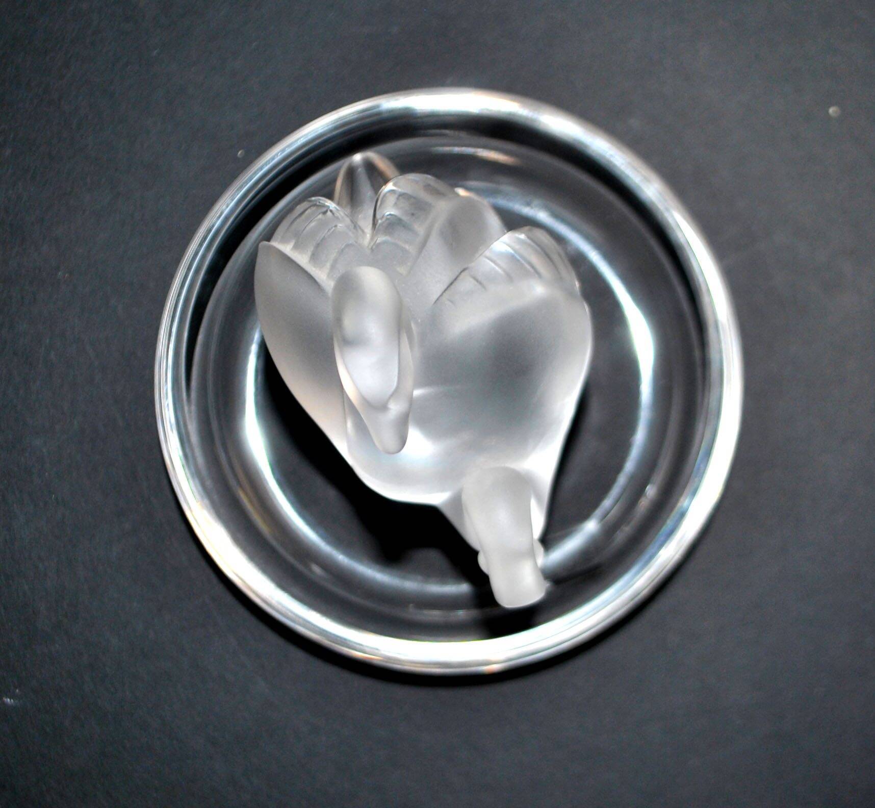 Lalique ring dish bird swan in frosted crystal and signed