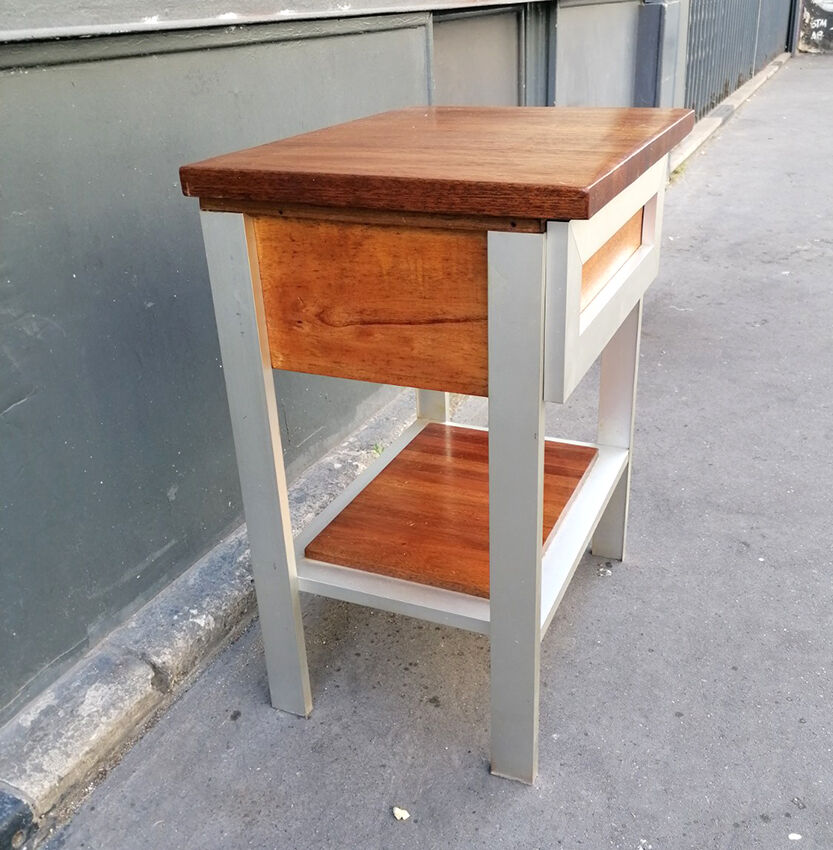 Pair of bedside tables made in italy, 1970