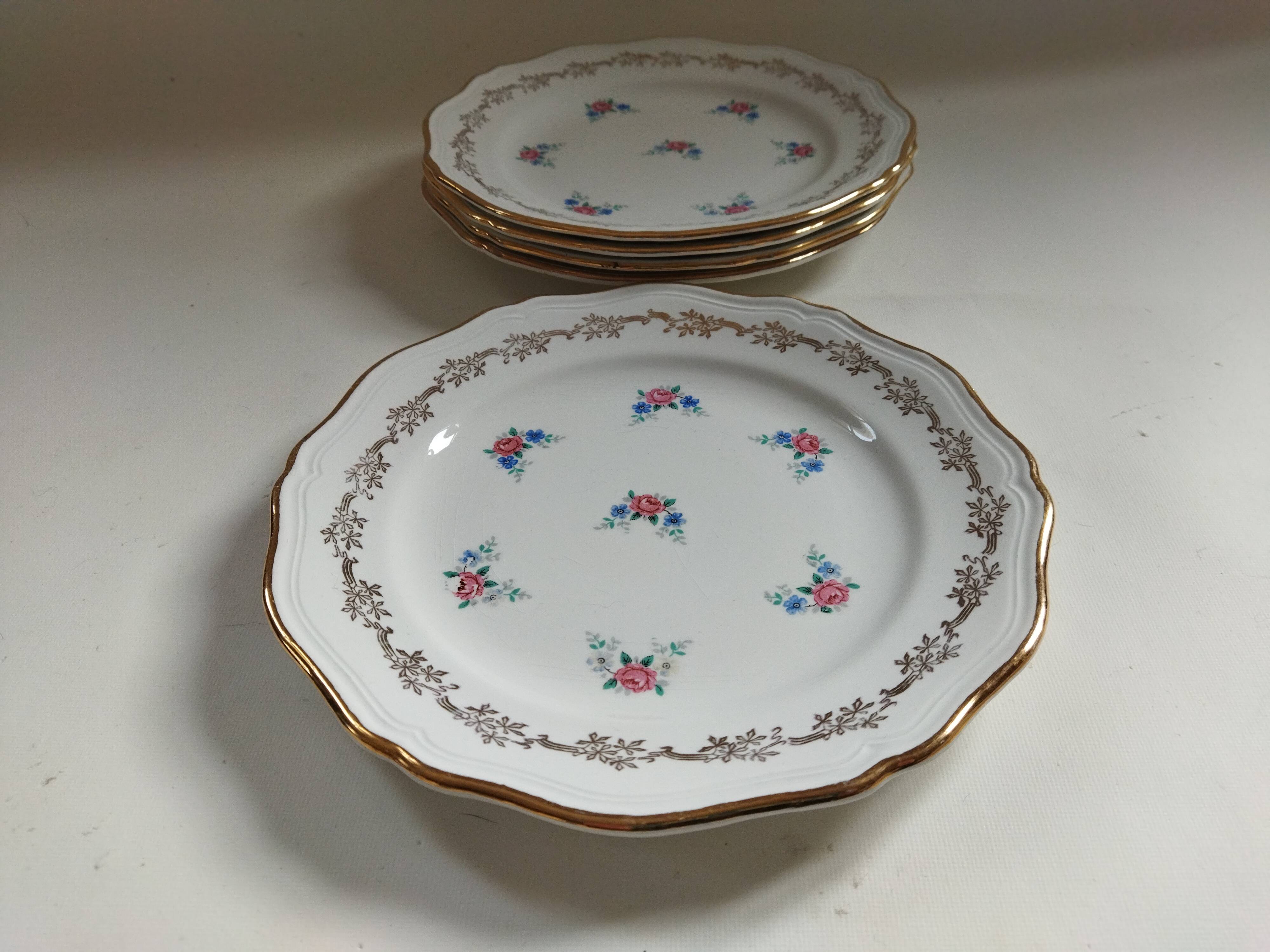 5 dessert plates L'Amandinoise