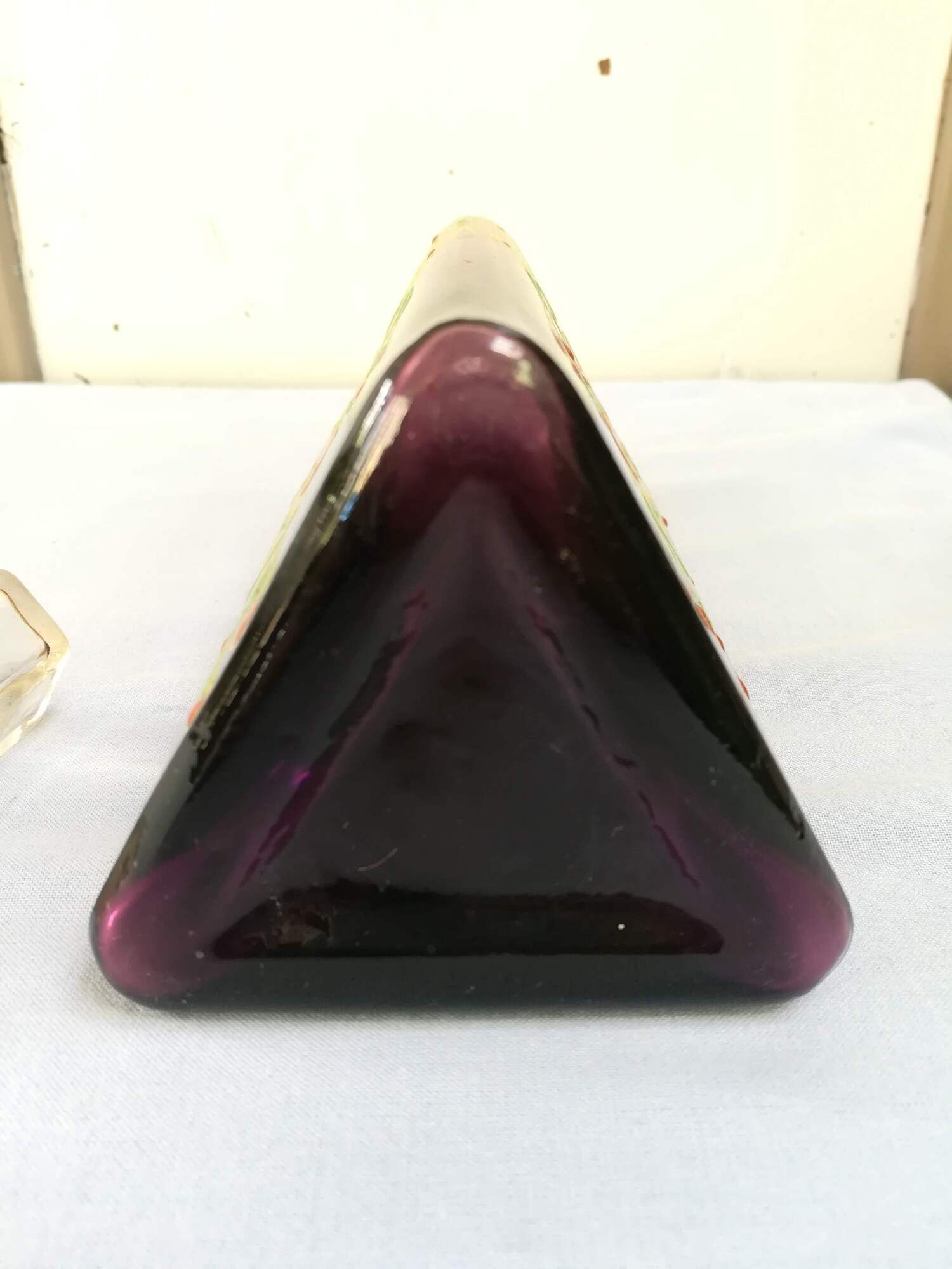 Enamelled decanter of the XXth Art Deco style
