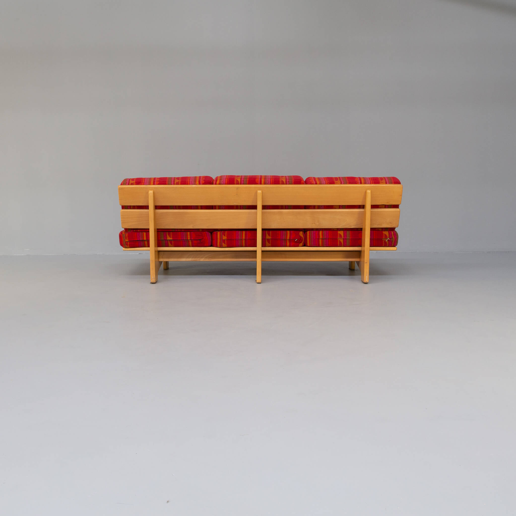 80s low three seat slatted bench / sofa
