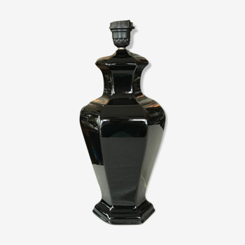 Black ceramic lamp