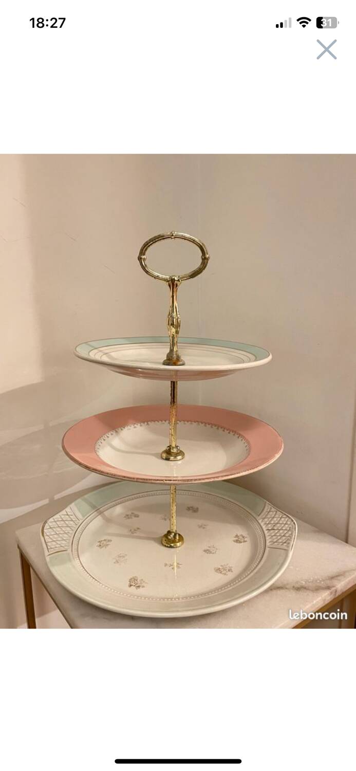 Serviteur muet / plateaux etage vintage