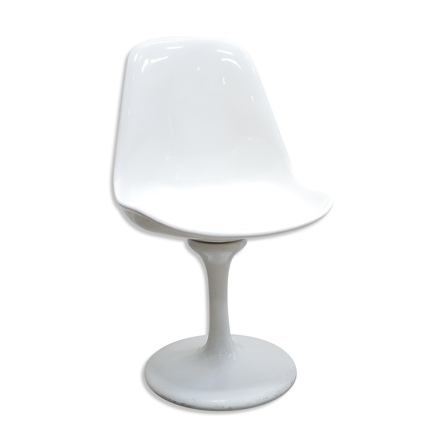 Vintage swivel tulip chair