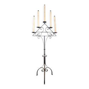 Grand chandelier d'église en fer forgé à cinq cierges