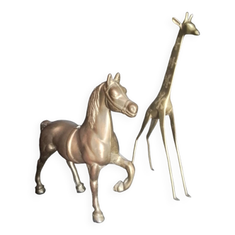 Lot of a horse and a giraffe in brass see photos