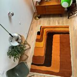 Vintage graphic rug / Amazon