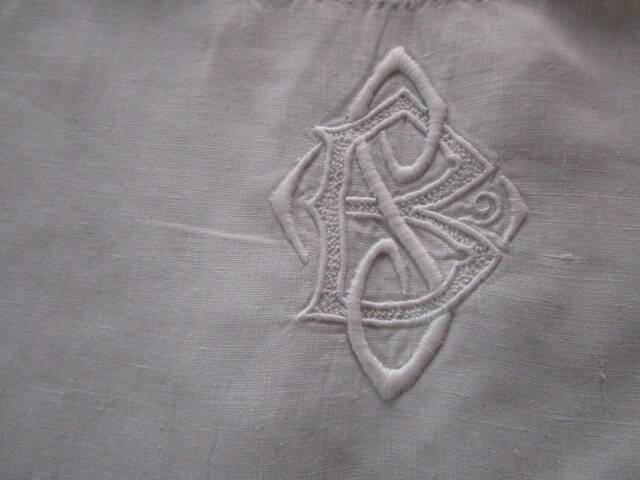 Old embroidered tablecloth - monogrammed: 300x160cm
