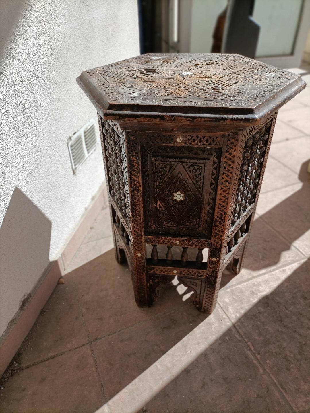 Table d'appoint octogonale antique / meuble syrien