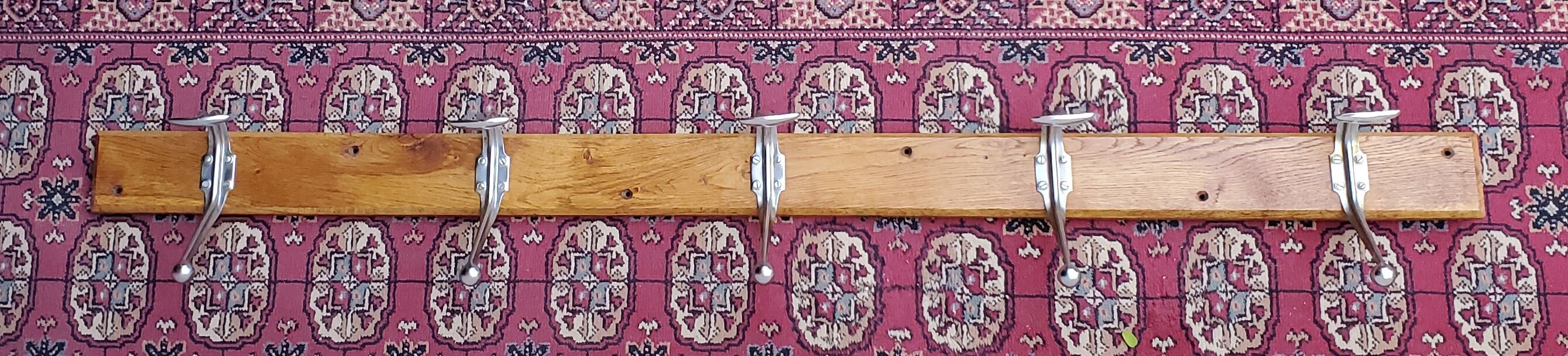 Coat rack 5 metal pads