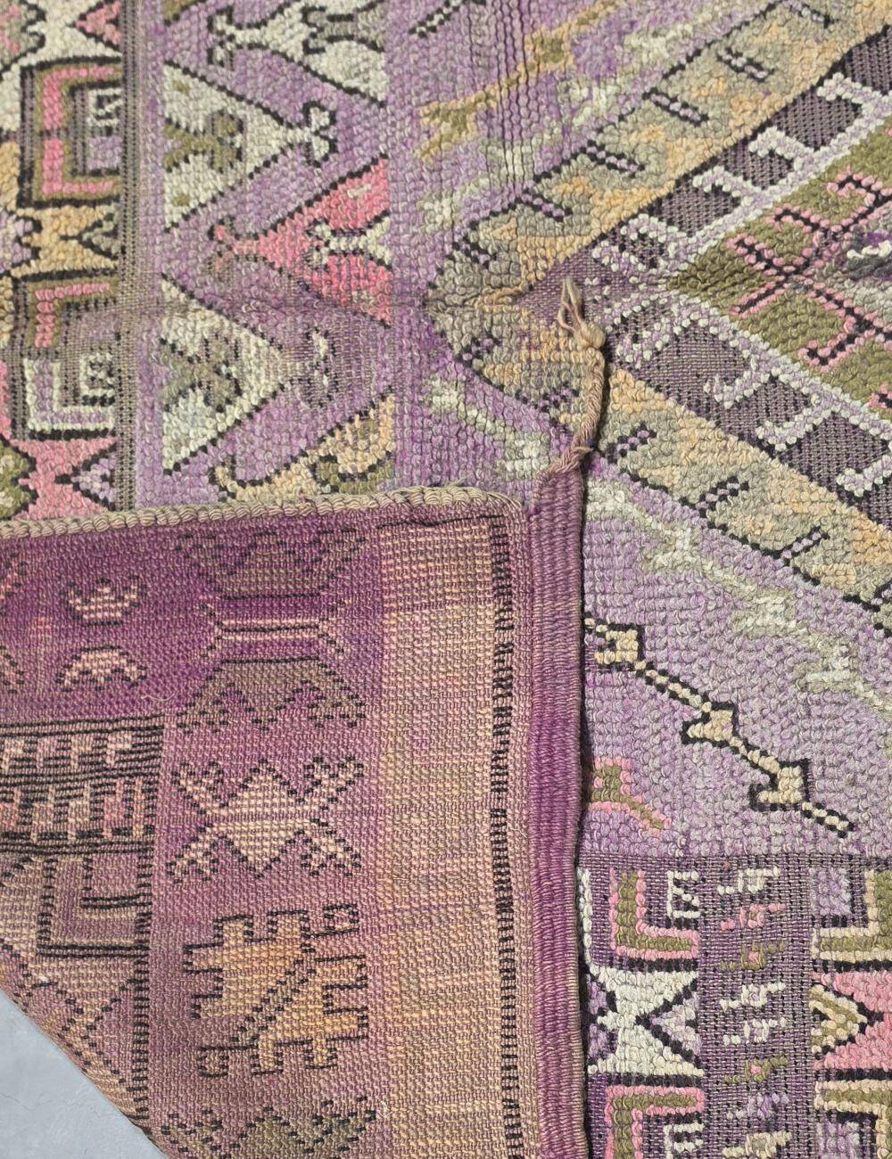 Vintage Moroccan Rug - 300 x 177 cm