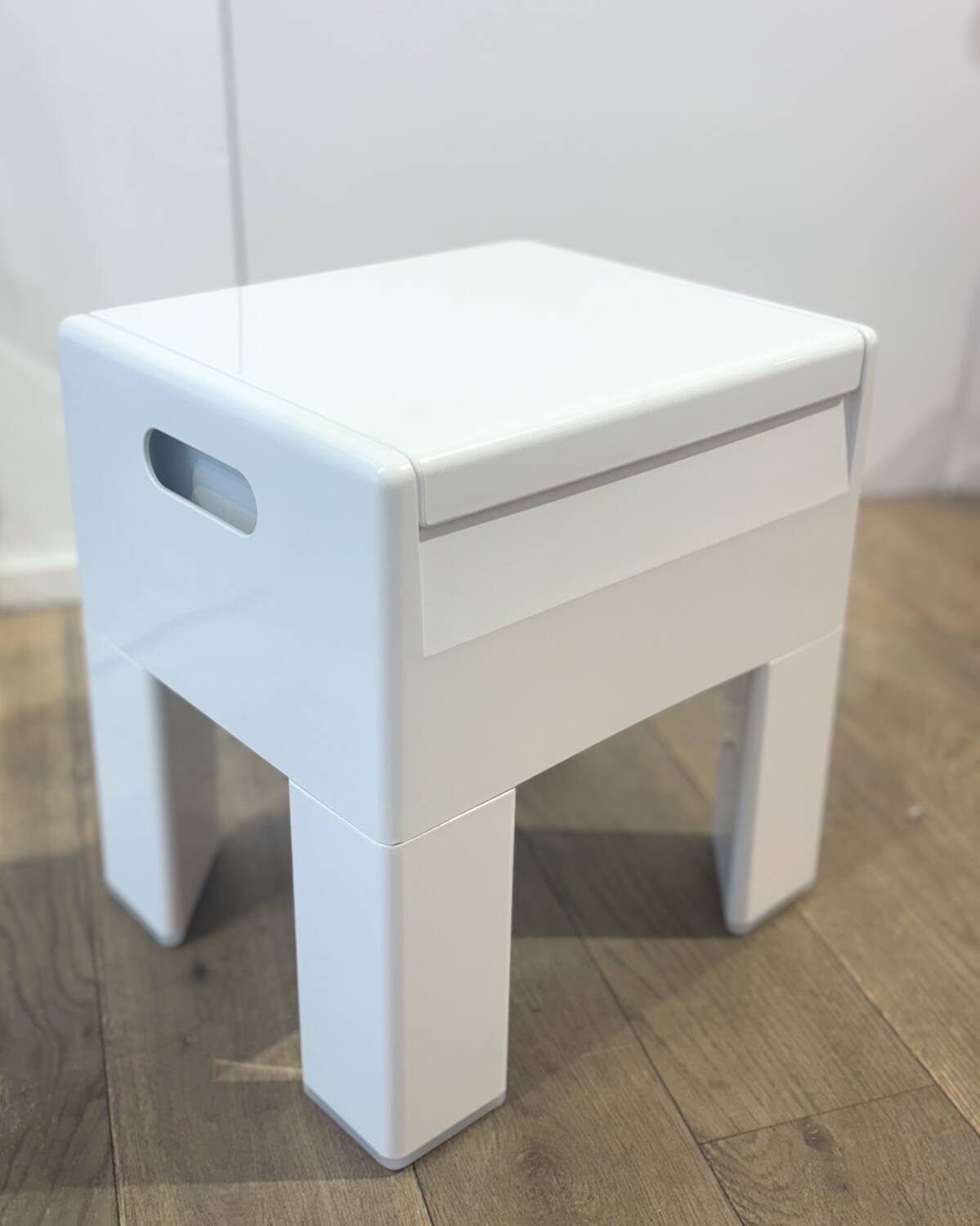 Gedy stool in white by Olaf Von Bohr