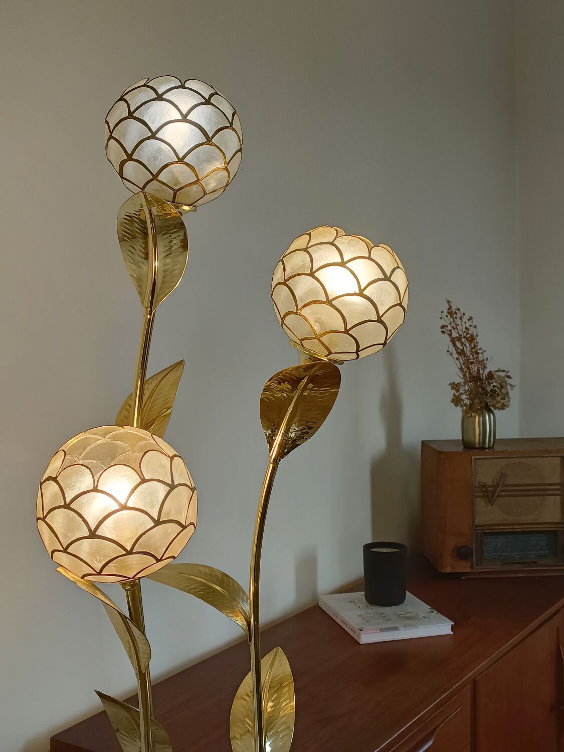 Mother-of-pearl flower floor lamp from the 70s
