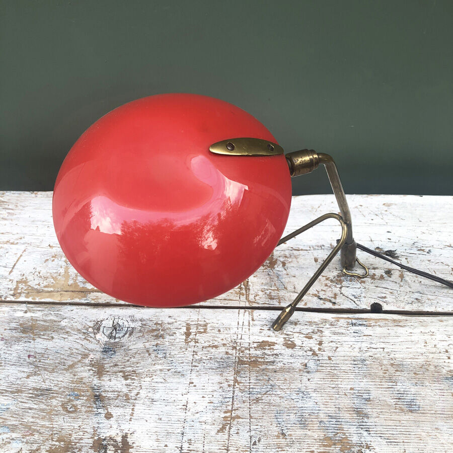 Lamp to lay 50s tripod