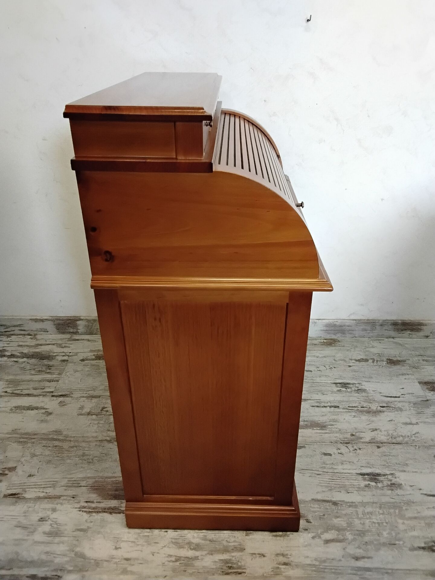Wooden curtain secretary