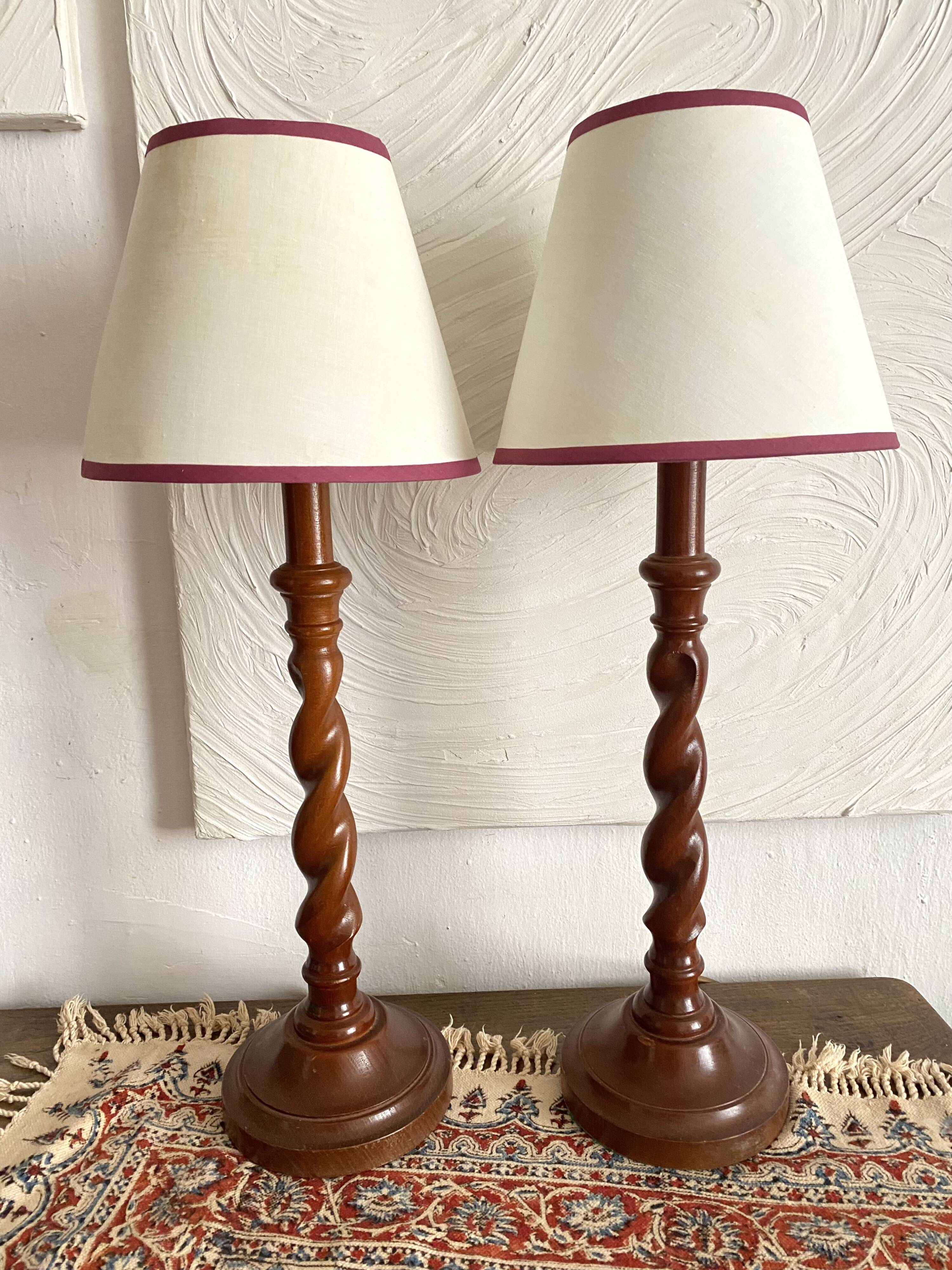 Pair of twisted wooden base lamps