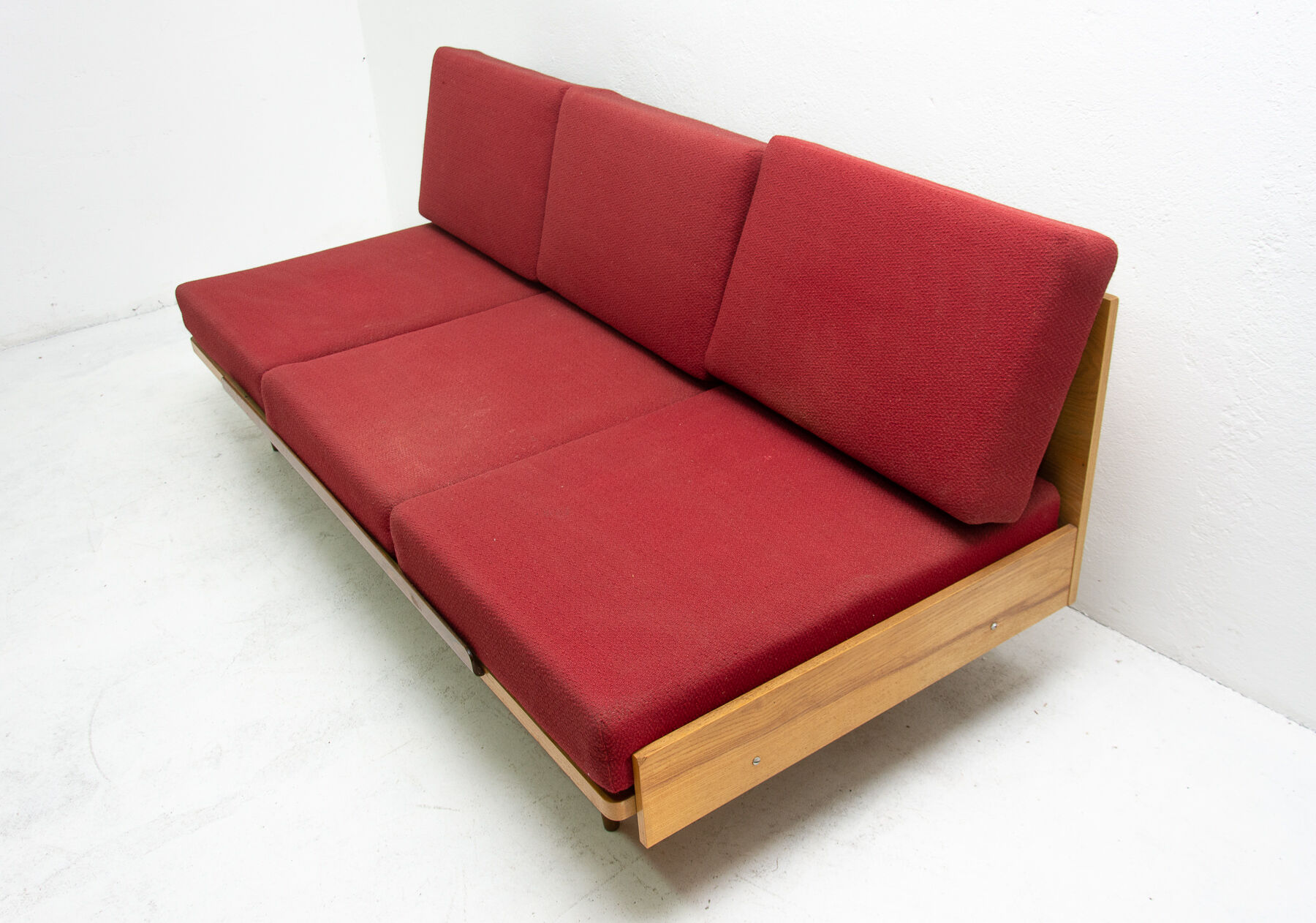 Daybed for UP Zavody, 1950 Czechoslovakia