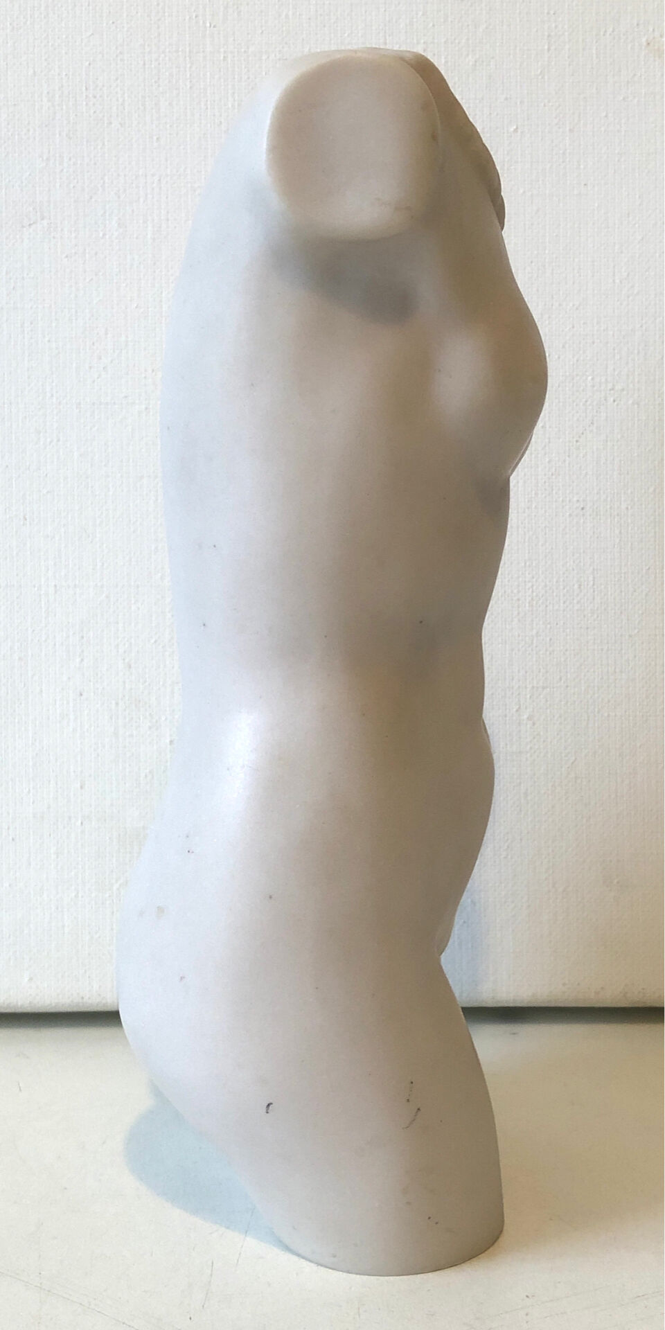 Sculpture Venus with a necklace