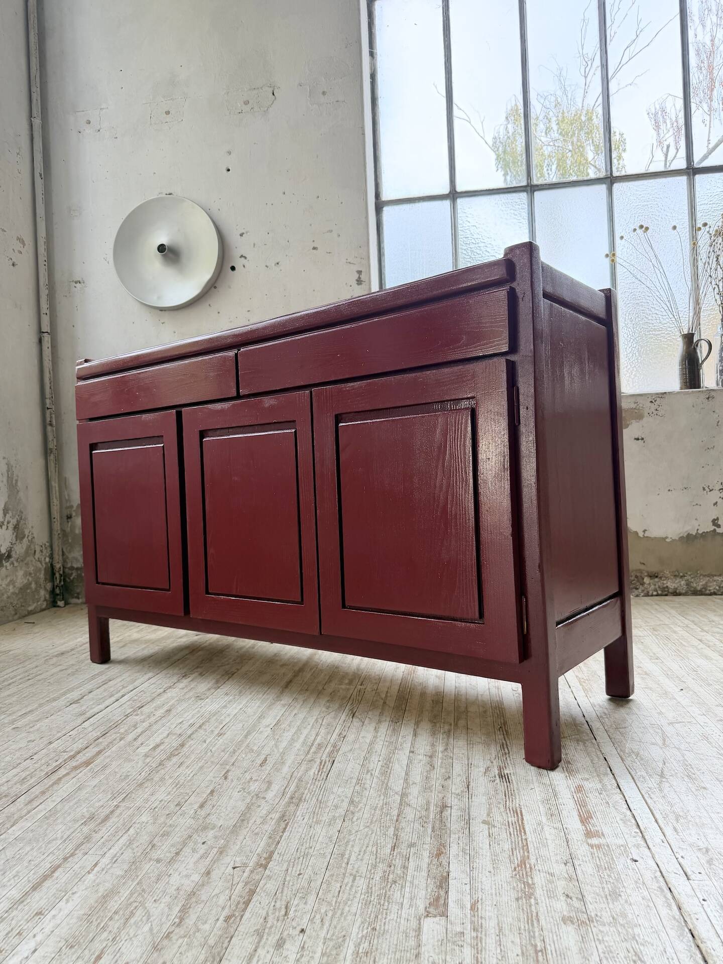 Red lacquered enfilade 1970 160cm