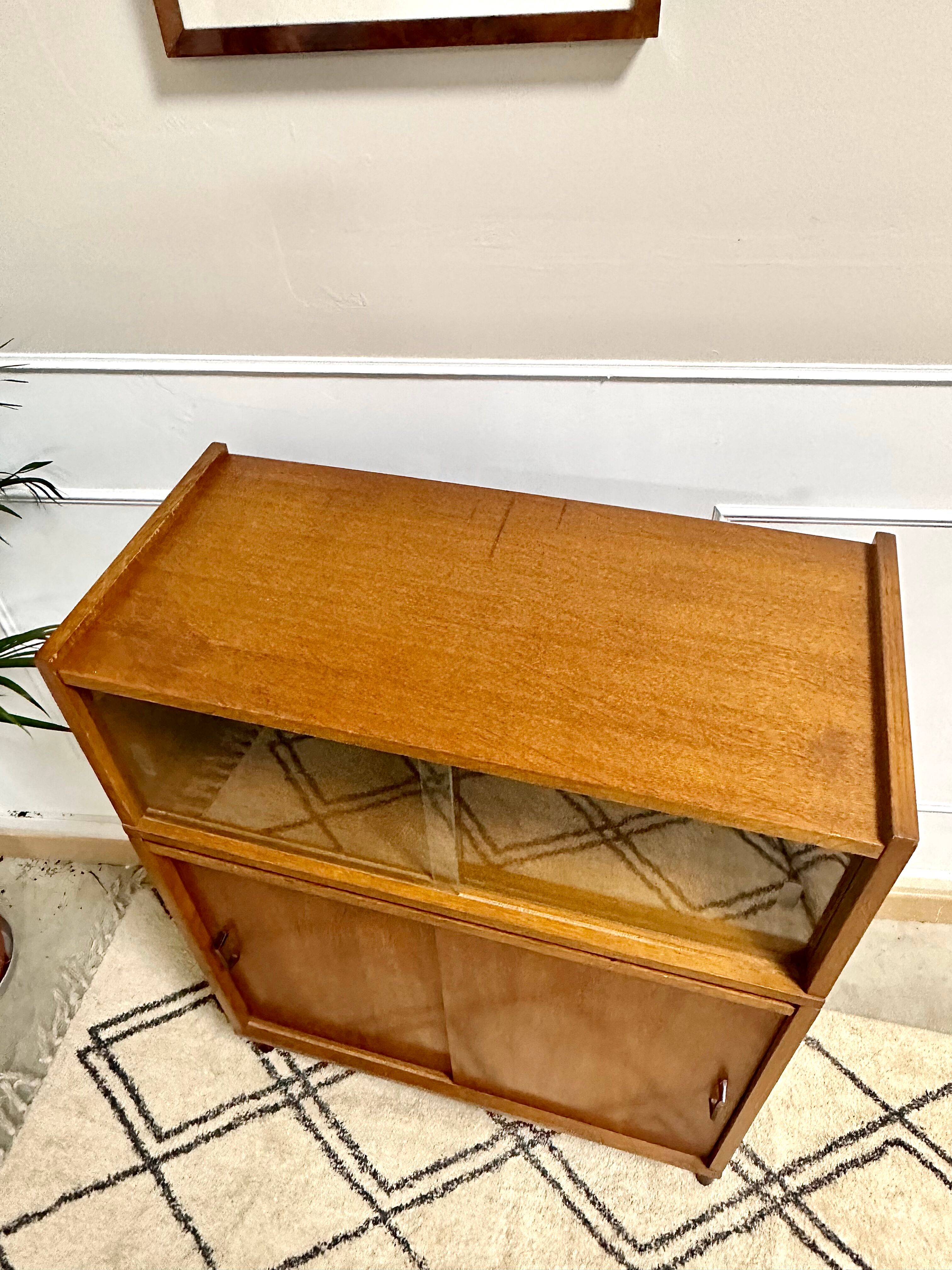 Scandinavian style storage cabinet 50/60