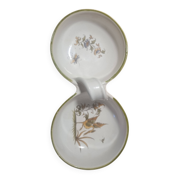 Servant hors d'oeuvres and mignardise decorations Moustiers