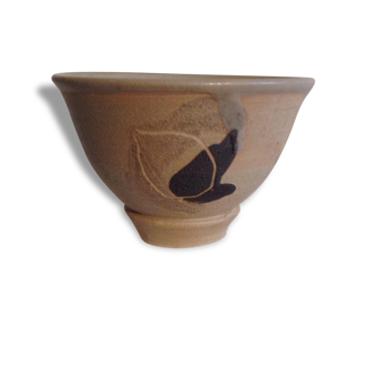 8 ceramic bowls