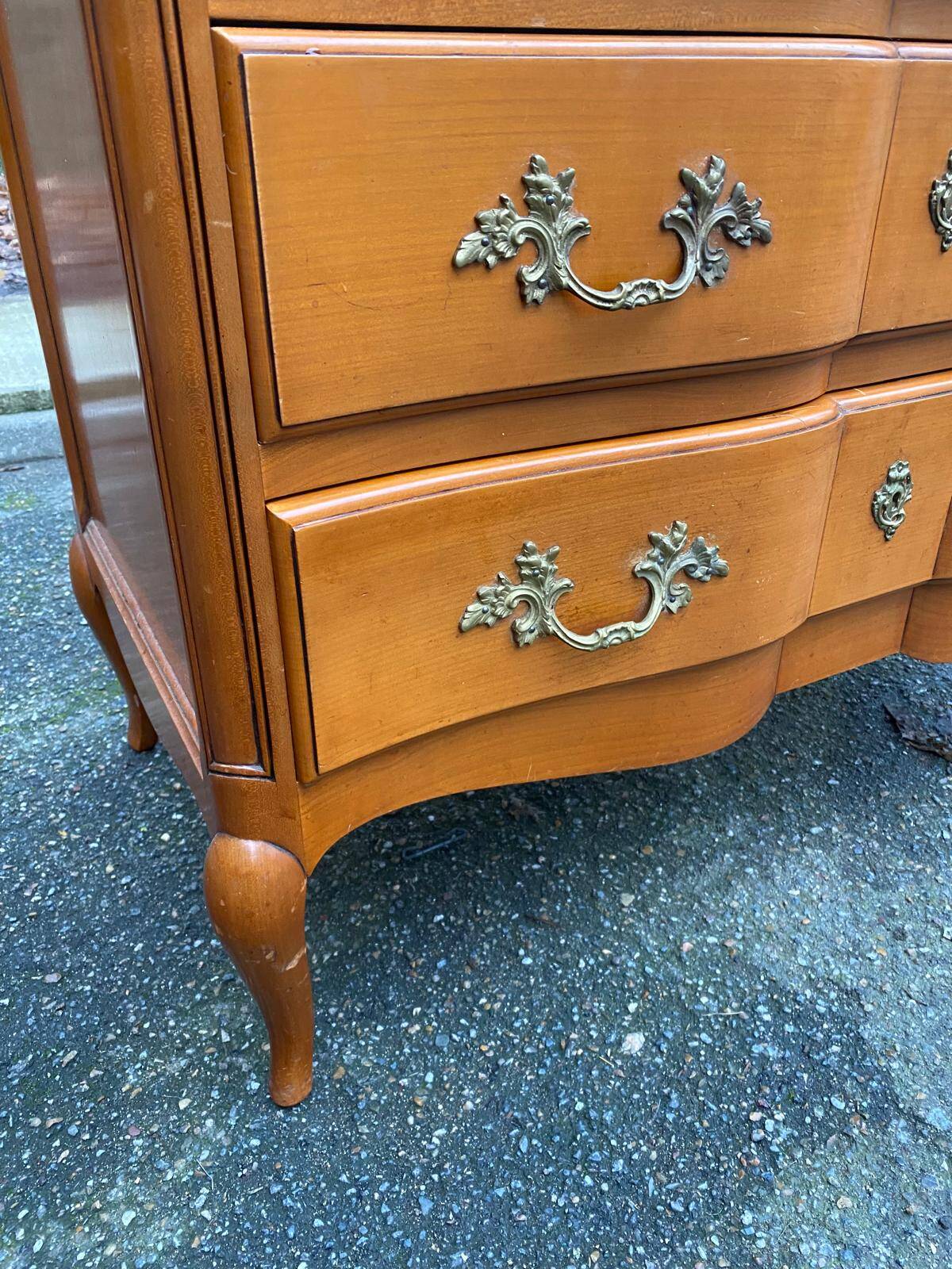 Louis XV crossbow commode in solid wood from the 20th century.
