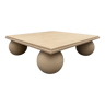 Table basse carrée en pierre avec pieds de balle sculpturaux