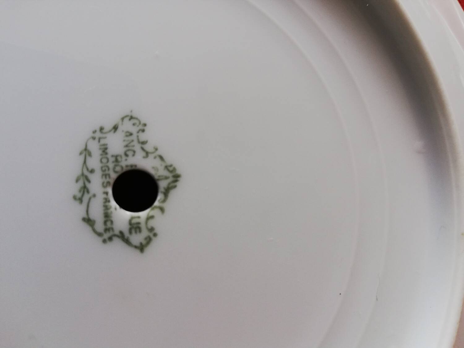 Set of two white porcelain cake stands, former royal factory, Limoges