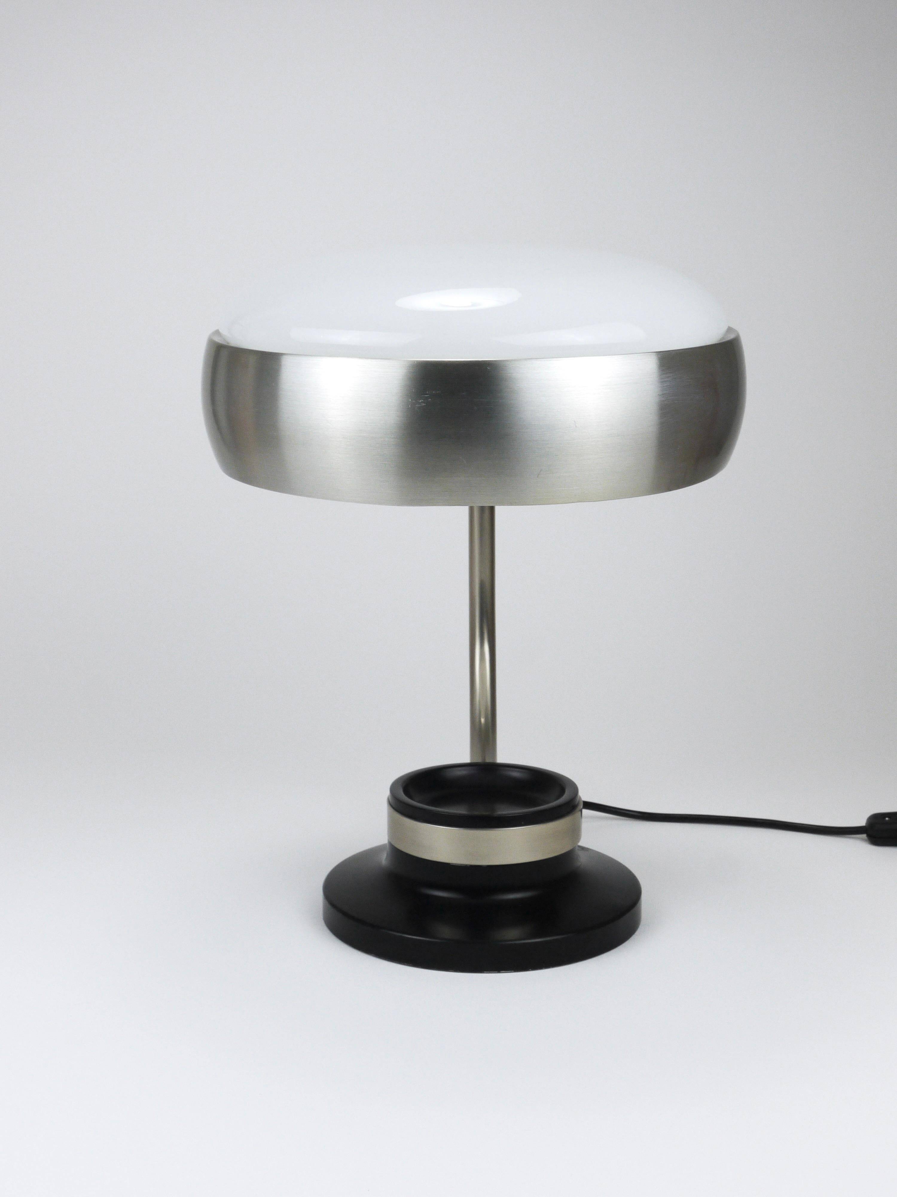 Oscar Torlasco black and nickel swivel desk lamp, Lumi Milano, Italy, 1960s.