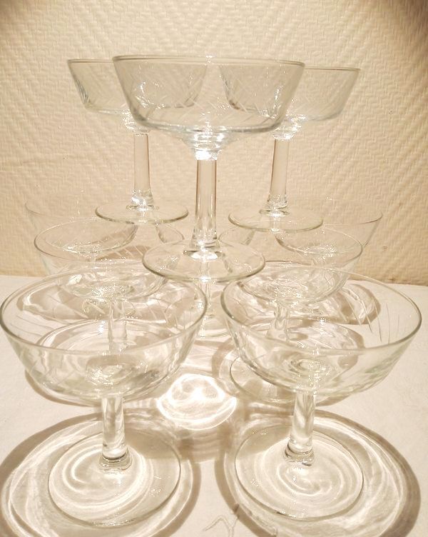 Lot de 10 coupes à champagne cristal taillé