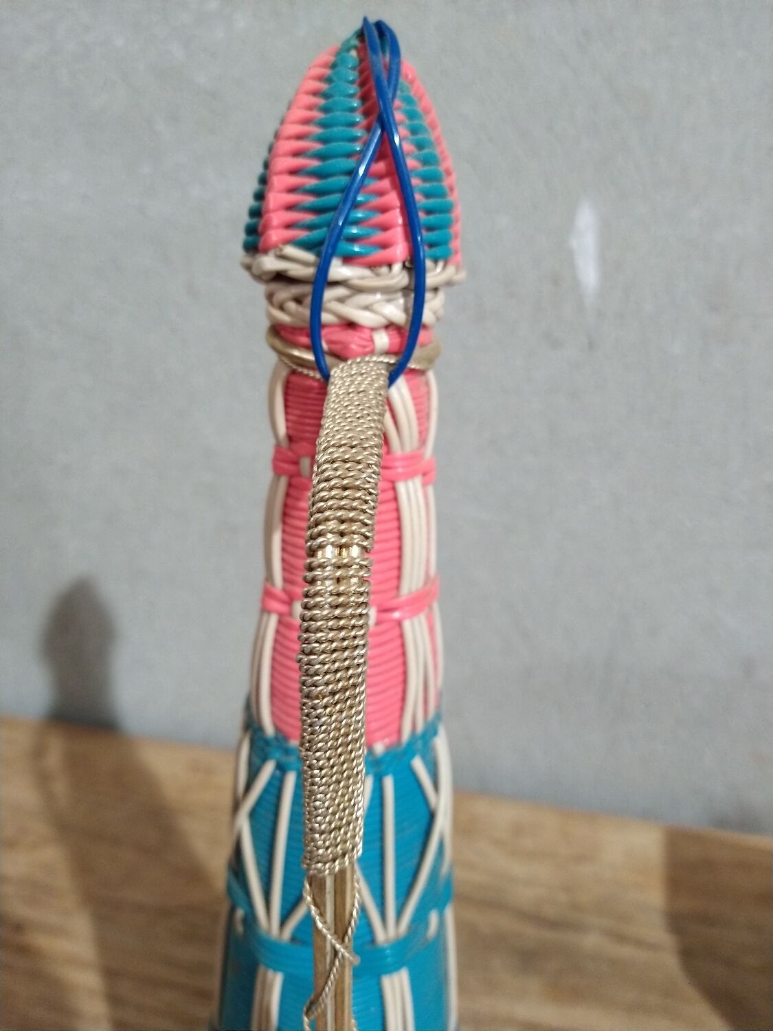 Vintage scoubidou bottle