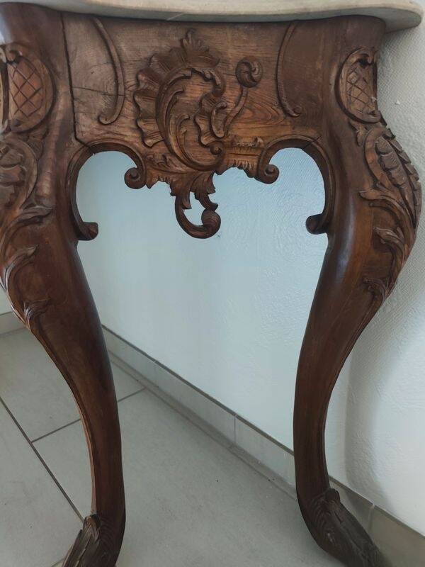 Console marbre ,sculptée artisanale