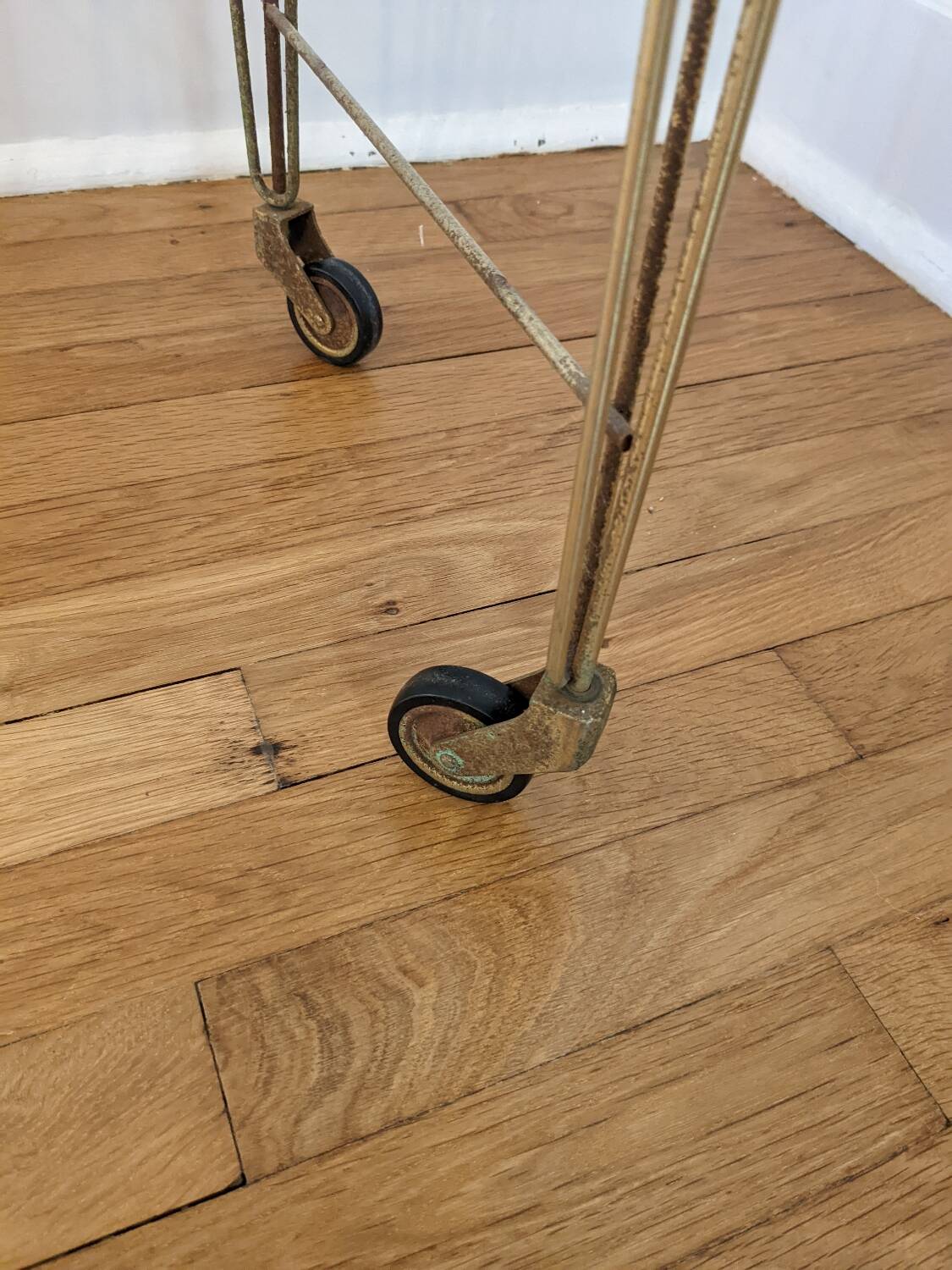 Metal serving trolley