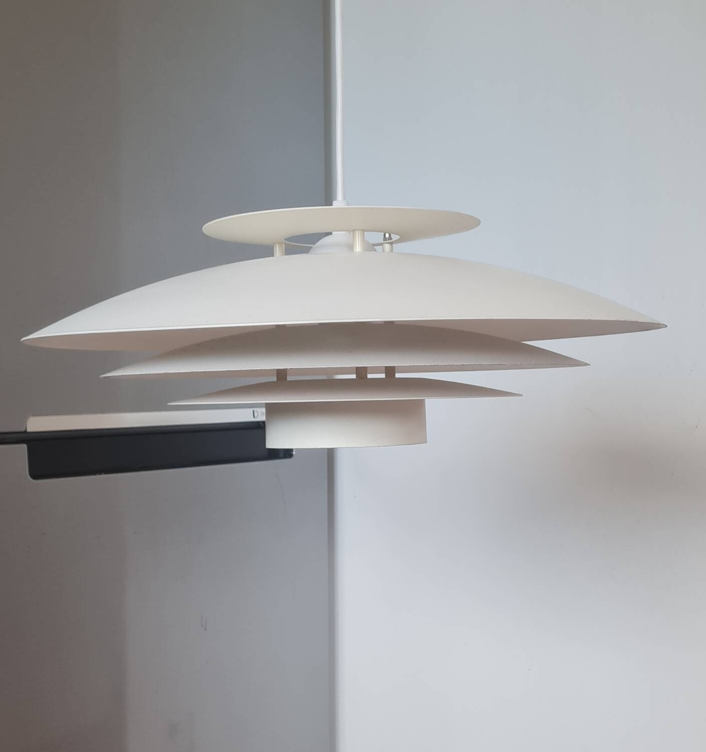 Scandinavian pendant light "Jeka" white 1970
