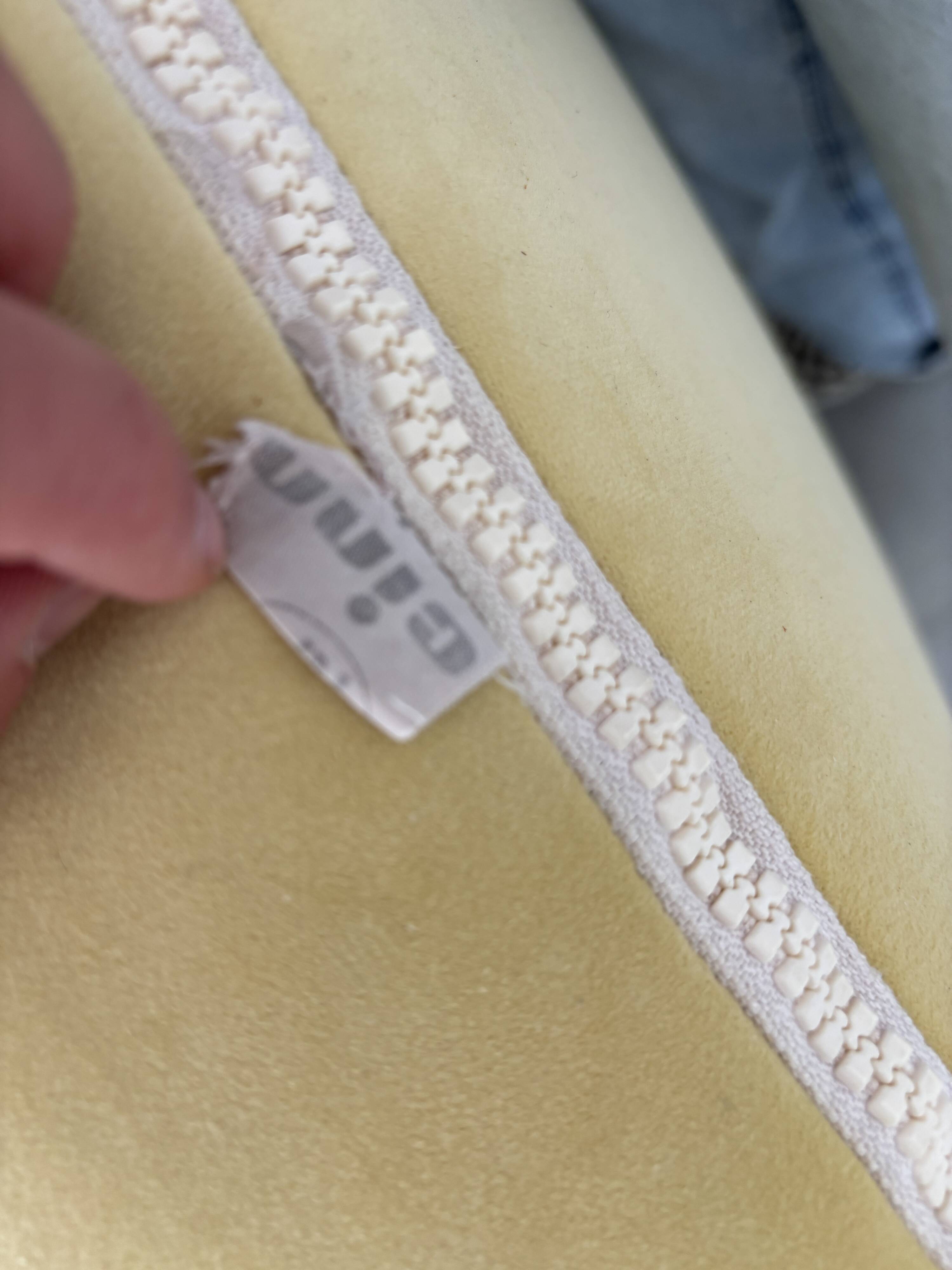 Fauteuil Plumy par Annie Hiéronimus pour Cinna