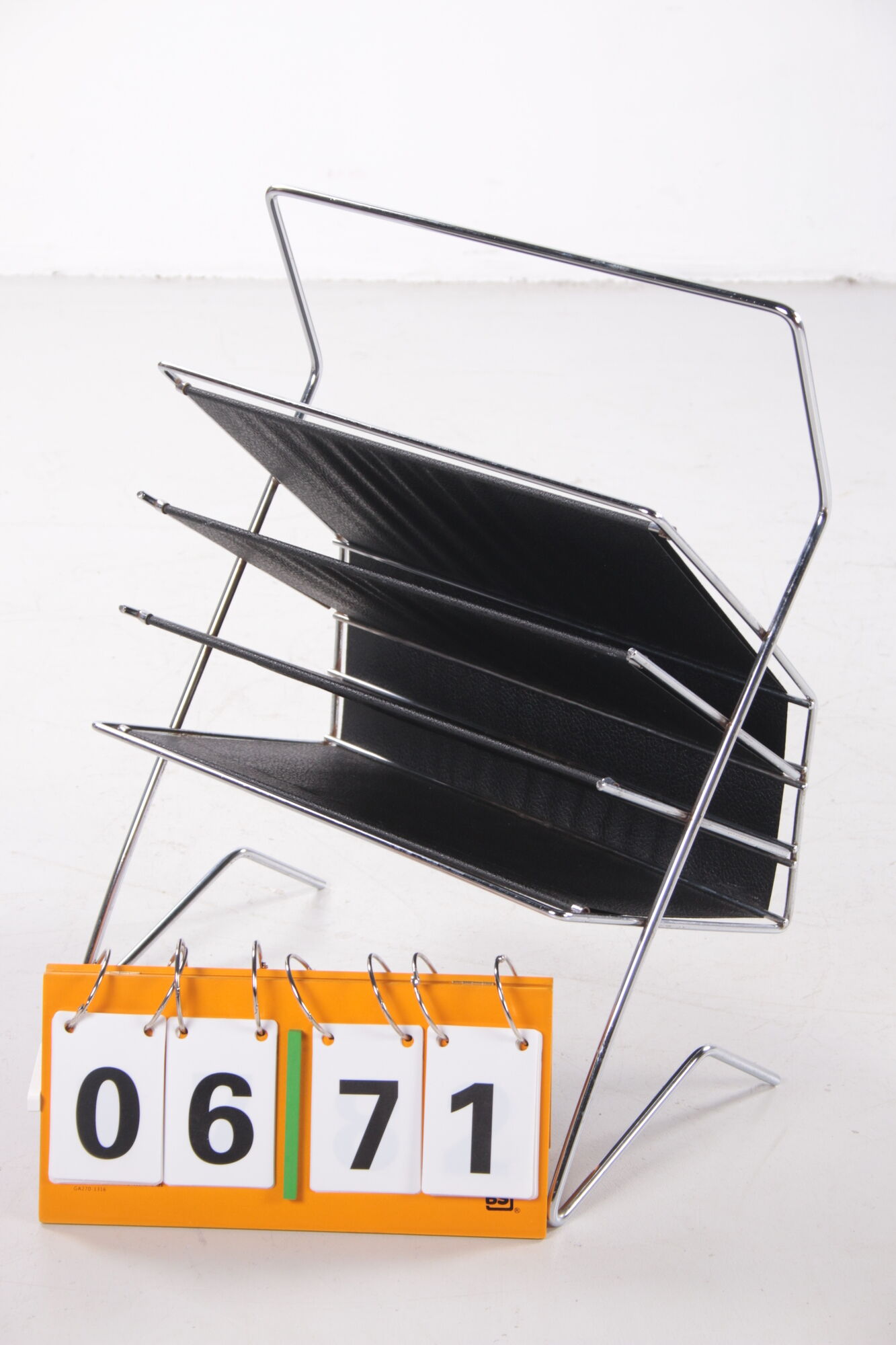1960s Vintage Voss German Metal and Vinyl Magazine Rack