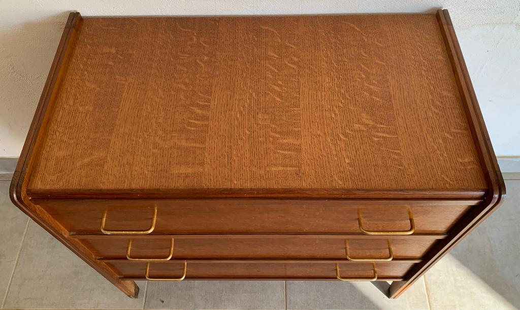 Vintage chest of drawers from the 50s-60s